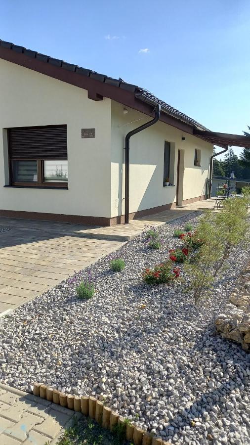 Spa Apartman Kovacova Extérieur photo